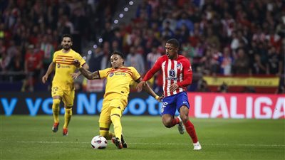 برشلونة يتقدم على أتلتيكو مدريد 0/1 في الشوط الأول من الليجا