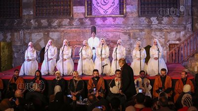 بالمدائح النبوية والأناشيد، فرقة سماع تفتتح ليالي رمضان في قبة الغوري (فيديو وصور)