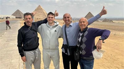 الجهاز الفني لبيراميدز يزور أهرامات الجيزة (صور)