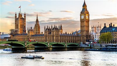 قصر وستمنستر، مقر البرلمان البريطاني معرض للانهيار، ما القصة؟