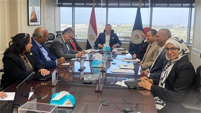 السياحة والآثار تبحث مشروع تطوير ورفع كفاءة مقابر الصحابة وآل البيت بسفح جبل المقطم