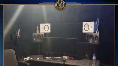 ضبط شركة إنتاج فنى واستديو تصوير بدون ترخيص بالعمرانية 