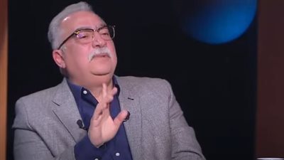 إبراهيم عيسى عن احتفالات رأس السنة: الشعب اختار البهجة منهجا للحياة (فيديو)