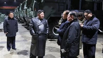 كيم أون يشرف بشكل شخصي على مناورات 