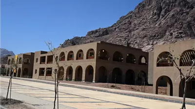 على مساحة 39 ألف متر مربع، تفاصيل مشروع النزل البيئي بمدينة سانت كاترين (إنفوجراف)