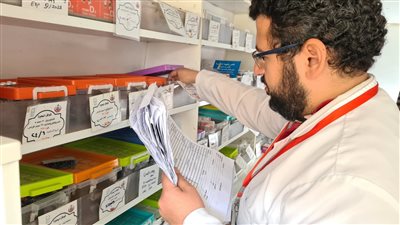 الكشف على 1526 مواطنا خلال قافلة طبية مجانية بقرية الضهرية بإيتاى البارود بالبحيرة