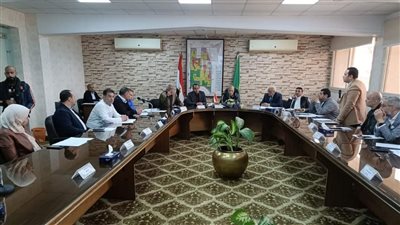  عقد أول اجتماع لمجلس أمناء مدينة الشروق بعد تشكيله الجديد