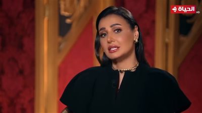 حلا شيحة تكشف عن أكبر صراع بداخلها وكواليس أزمة تامر حسني وغضب الفنانين (فيديو)