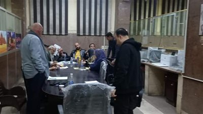  صرف إعانات عاجلة لـ 33 متضرر من حريق ستديو الأهرام (صور)