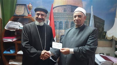 راعي كنيسة العصافرة بالإسكندرية يشارك بصكوك إطعام رمضان 