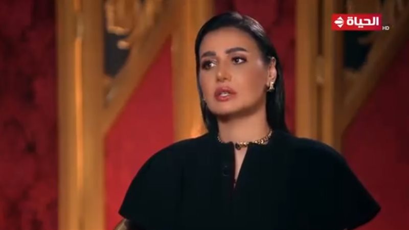 الفنانة حلا شيحة،