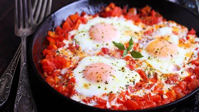 طريقة عمل الشكشوكة، أكلة مغذية ولذيذة على السحور 