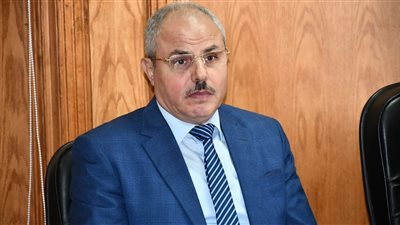 جامعة قناة السويس تعلن مد فترة التقدم لجائزة العطاء والوفاء 