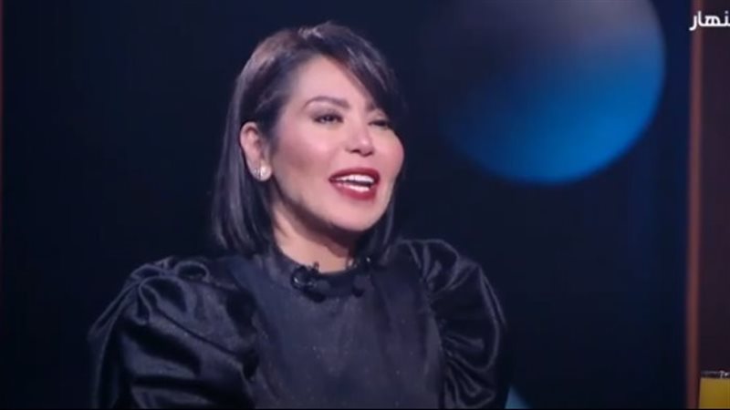 الفنانة لقاء الخميسي،