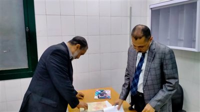 وكيل صحة سوهاج يتفقد سير العمل بوحدتي طب الأسرة بالروافع ونيدة ويحيل المخالفين إلى التحقيق