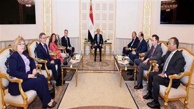 رسائل حاسمة من الرئيس السيسي لوزير خارجية أمريكا: ضرورة الوقف الفوري لإطلاق النار بغزة.. التحذير من العواقب الخطيرة لأي عملية عسكرية في رفح.. وإقامة الدولة الفلسطينية المستقلة على حدود 67