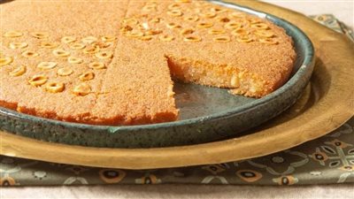 طريقة عمل البسبوسة على طريقة الشيف بسمة السباعي 