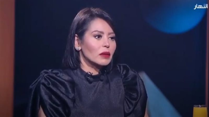 الفنانة لقاء الخميسي،