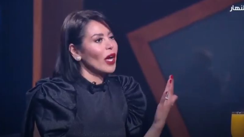 الفنانة لقاء الخميسي،