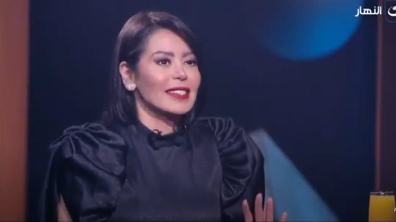 الفنانة لقاء الخميسي،