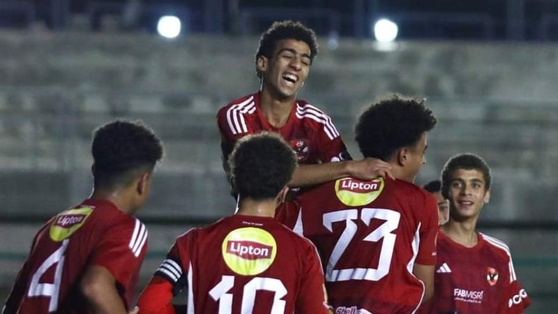 فريق الأهلي مواليد