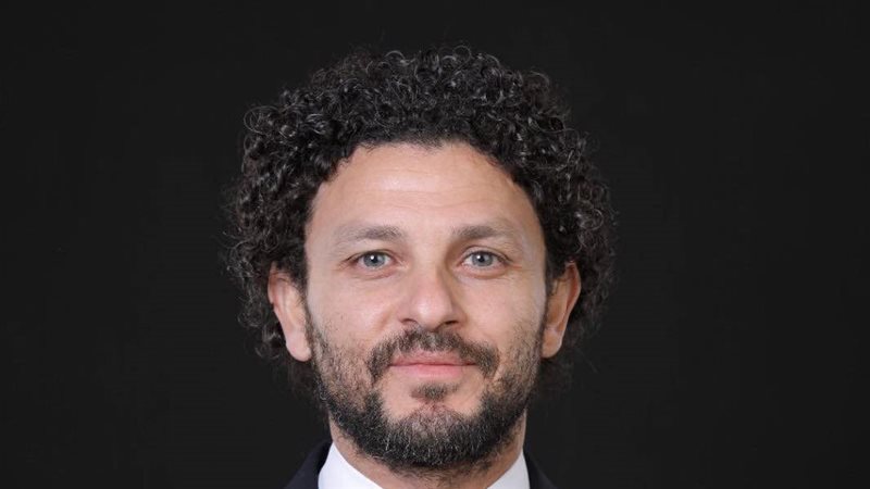 حسام غالى، فيتو