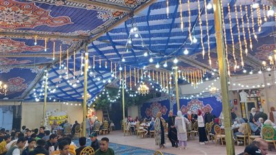 إفطار جماعي للأيتام واحتفال بعيد الأم والعاشر من رمضان بمدرسة بدر شرق الإسكندرية (بث مباشر)