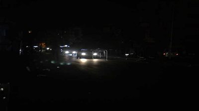 على موائد إفطار أبو حماد بالشرقية، حضرت أضواء الكشافات وغابت الكهرباء