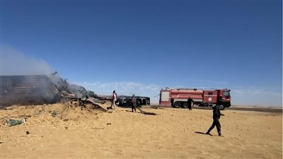استعجال التقرير المروري في تصادم واحتراق شاحنتين بالوادي الجديد