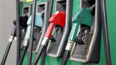 ارتفاع أسعار البنزين والسولار والبوتاجاز، قيمة الزيادة الجديدة، المحافظات تبحث تعريفة الركوب، والسيسي يحسم مصير سعر رغيف الخبز المدعم