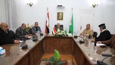 أول تحرك من محافظ الجيزة بشأن تعريفة الركوب بعد زيادة أسعار البنزين والسولار 