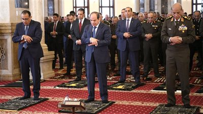 بحضور السيسي، تفاصيل صلاة الجمعة بمسجد المشير بمناسبة ذكرى العاشر من رمضان