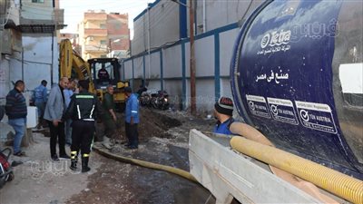محافظ بني سويف يوجه بمتابعة إصلاح كسر بخط مياه شارع عبد السلام عارف