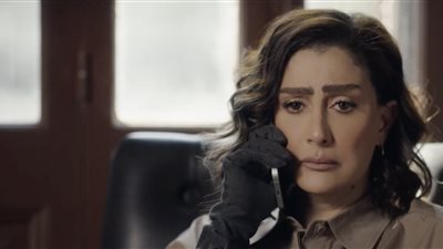 غادة عبد الرازق تكثف البحث عن ريم المصري في الحلقة 12 من صيد العقارب
