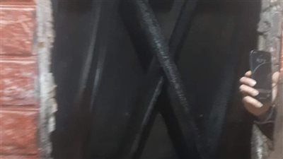 رئيس حي العمرانية يعاين حريق أسانسير خاتم المرسلين (صور)