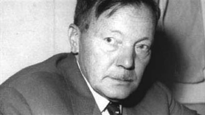 بيرم التونسي.. صبي البقال الذي أصبح فنان الشعب وكرمه عبد الناصر.. امتلك سجلا حافلا من الأغاني الرمضانية والدينية