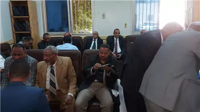 إقبال المحامين على التصويت في انتخابات النقابة بالأقصر (صور) 