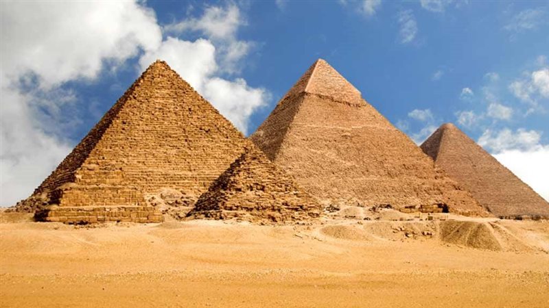 الأهرامات،فيتو