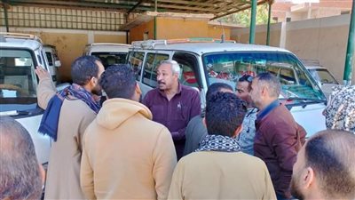 حملات رقابية علي محطات الوقود ومواقف السيارات بأسيوط لمتابعة الالتزام بالتعريفة الجديدة (صور) 