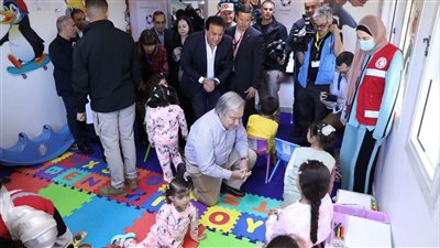 وزير الصحة يرافق أمين عام الأمم المتحدة في زيارة للأشقاء الفلسطينيين بمستشفي العريش