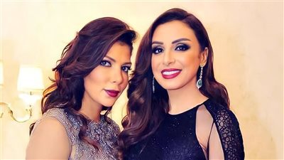 أصالة لـ أنغام: ليه كل الفنانين بيحبوا الأهلي والفنانة ترد (فيديو)