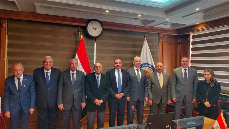 اللجنة المُختصة بترشيح
