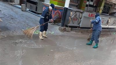 كسح مياه الأمطار وتطهير شبكات الصرف في كفر الشيخ