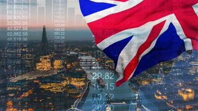 وكالة فيتش تعدل نظرتها المستقبلية لبريطانيا من «سلبية» إلى «مستقرة»