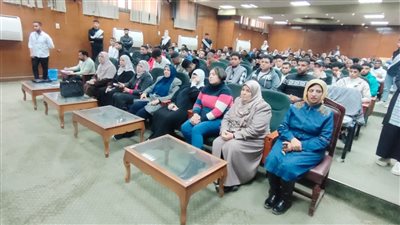 كلية الخدمة الاجتماعية بجامعة الفيوم تنظم ندوة عن بر الوالدين