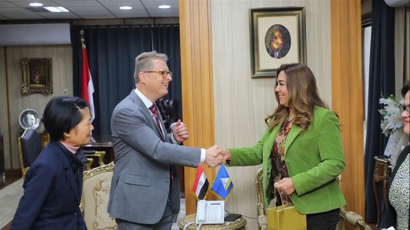 محافظ دمياط تستقبل