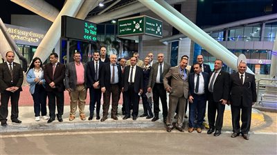 إفطار جماعي لموظفي جمارك مطار القاهرة (صور)