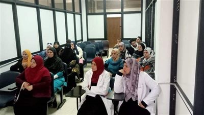 دورة تدريبية حول مكافحة العدوى بجامعة قناة السويس (صور) 