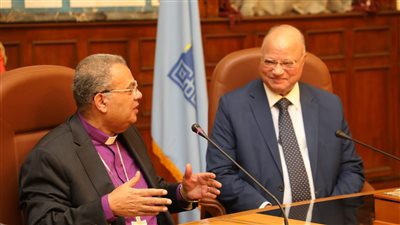 محافظ القاهرة يستقبل رئيس الطائفة الإنجيلية