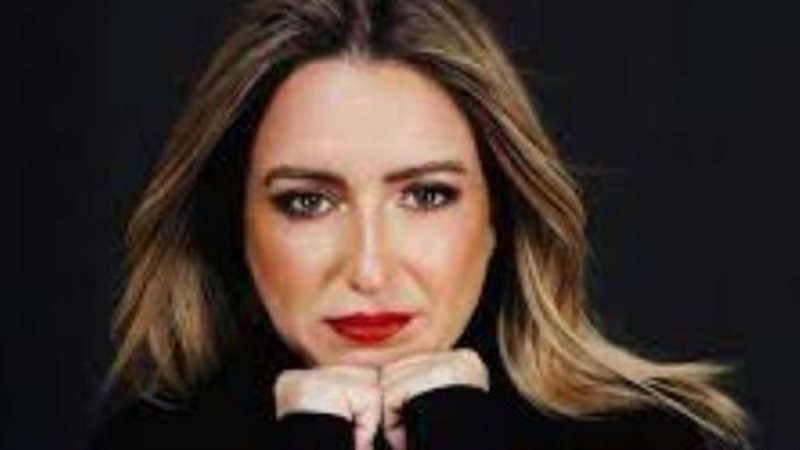 الموت يفجع الفنانة